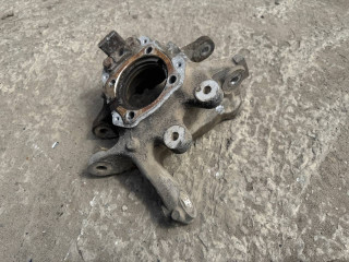 кулак задний левый BMW 7 серия F01/F02 F01 2009, 3.0 л., N57 D30 A, дизель, АКПП, черный, седан, задний привод, 33326775853, 6775853