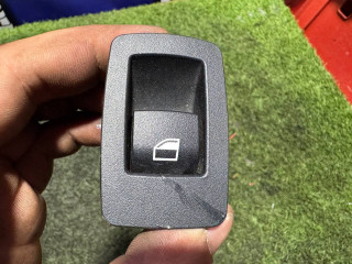кнопка стеклоподъемника двери задней BMW 3 серия F30/F31/F34 F30 2012, 2.0 л., N20 B20 B, бензин, АКПП, 354 titansilber metallic, седан, задний привод, правый руль, 61319208106, 9208106