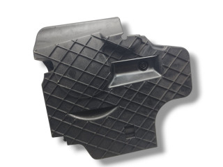 декоративная крышка двигателя Mercedes-Benz C-Класс W204/S204 S204 2010, 2.1 л., CDi, OM 651.911, дизель, АКПП, calcitweiss / 650, универсал, задний привод, правый руль, A6510100175