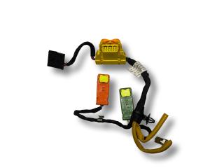 проводка подушки безопасности Audi A3 8P [2-й рестайлинг] 2009, 1.6 л., i, BSE, бензин, 5МКПП, brillantschwarz / ly9b, хетчбэк 5 дв., передний привод, правый руль, 8P0971589Q