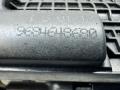 замок багажника Peugeot 208 1 поколение 2013, 1.2 л., i, HMZ (EB2F), бензин, 5МКПП, gris aluminium / ezr, хетчбэк 5 дв., передний привод, правый руль, 9684648680 - фото №6