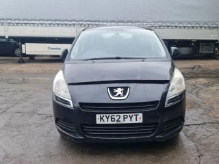 Peugeot 5008 1 поколение T8