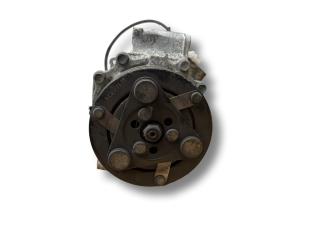 компрессор кондиционера Honda Civic 8 поколение FK2 2008, 1.8 л., i-VTEC, R18A2, бензин, 6МКПП, alabaster silver / nh700m, хетчбэк 5 дв., передний привод, правый руль, 38800-RSA-E010-M2