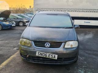 Volkswagen Touran 1 поколение