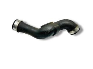 патрубок интеркулера Mercedes-Benz C-Класс W203/S203/CL203 [рестайлинг] 2006, 2.2 л., CDi, OM 646.963, дизель, АКПП, jaspisblau / 345, седан, задний привод, правый руль, A2035282082