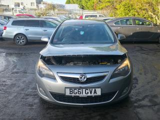 Opel Astra J