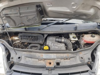 двигатель Renault Trafic 2 поколение [рестайлинг] 2009, 2.0 л., DCi, M9R 786, дизель, 6МКПП, star silver bc / cmg64, микроавтобус, передний привод, правый руль, M9R786