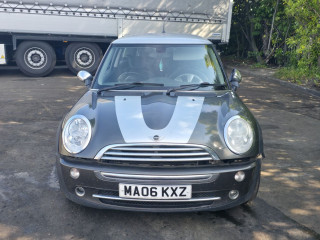 Mini Cooper 1 поколение [рестайлинг] R50
