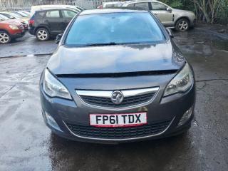 Opel Astra J