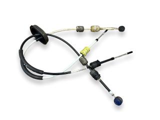 трос кулисы КПП Opel Insignia 1 поколение (A) 2011, 2.0 л., CDTi, A 20 DTH, дизель, 6МКПП, silbersee / 179, лифтбэк, передний привод, правый руль, 55576239