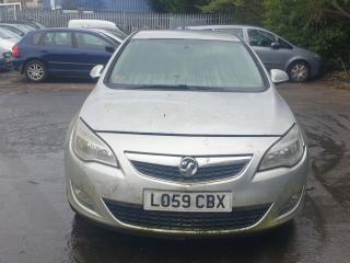 Opel Astra J