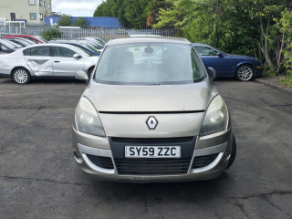 Renault Scenic 3 поколение