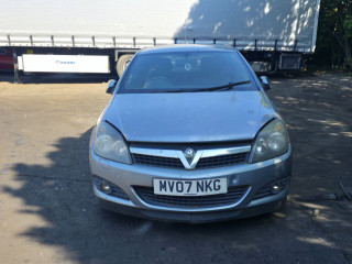 Opel Astra GTC H