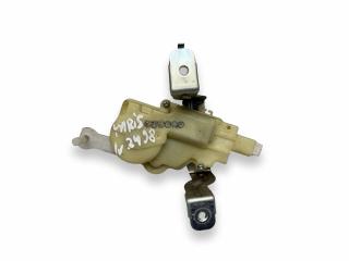 активатор замка багажника Toyota Yaris XP9 2006, 1.4 л., D-4D, 1ND-TV, дизель, 5МКПП, silver / 1e7, хетчбэк 5 дв., передний привод, правый руль, 69150-0D030