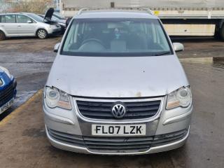 Volkswagen Touran 1 поколение [рестайлинг]