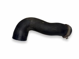 патрубок интеркулера Audi A3 8P [2-й рестайлинг] 2009, 2.0 л., TDi, CBBB, дизель, 6МКПП, misanorot / lz3m, хетчбэк 5 дв., полный привод, правый руль, 1K0145832AC