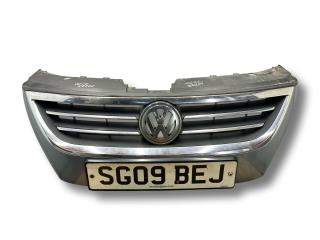 решетка радиатора Volkswagen Passat CC 1 поколение 2009, 2.0 л., TSI, CAWB, бензин, 6МКПП, iron grey / lc7z, седан, передний привод, правый руль, 3C8853651P