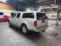 подножка Nissan Navara D40 [рестайлинг] 2013, 2.5 л., DCi, YD25DDTi, дизель, 6МКПП, silver / kl0, пикап, полный привод, правый руль - фото №8