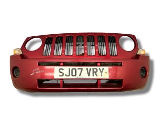 бампер передний Jeep Patriot 1 поколение 2007, 2.0 л., CRD, ECD, дизель, 6МКПП, blaze red cry / prh, внедорожник 5 дв., полный привод, правый руль, 68021312AA