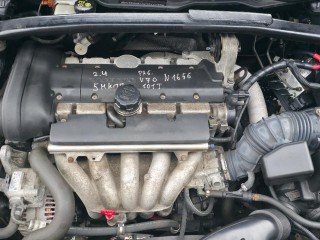 двигатель Volvo V70 2 поколение [рестайлинг] 2006, 2.4 л., i, B 5244 S2, бензин, 5МКПП, blackcurrant / 463, универсал, передний привод, правый руль, B5244S2