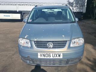 Volkswagen Touran 1 поколение