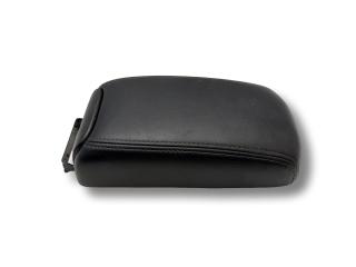 подлокотник Mitsubishi Outlander 2 поколение CW 2009, 2.4 л., i, 4B12, бензин, АКПП, amethyst black / x42, внедорожник 5 дв., полный привод, правый руль, 8011A085ZZ