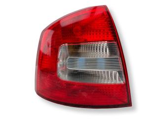 фонарь задний левый Skoda Octavia 2 поколение (A5) [рестайлинг] 2012, 2.0 л., TDi, CFHC, дизель, 6МКПП, lavablau / lw5q, лифтбэк, передний привод, правый руль, 1Z5945095B, 1Z5945111B
