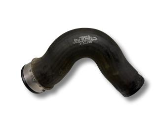 патрубок интеркулера Mercedes-Benz M-Класс W163 [рестайлинг] 2002, 2.7 л., CDi, OM 612.963, дизель, АКПП, preto formal / 040, внедорожник 5 дв., полный привод, правый руль, A1635016182