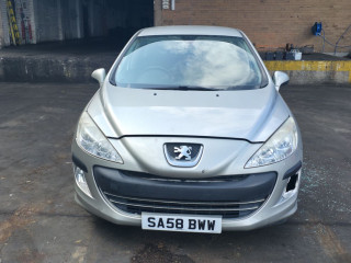 Peugeot 308 T7
