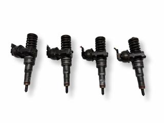 форсунка Audi A3 8P [рестайлинг] 2006, 1.9 л., TDi PD, BKC, дизель, 5МКПП, хетчбэк 3 дв., передний привод, правый руль, 038130073AG, 0414720215