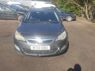 Opel Astra J