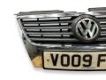 решетка радиатора Volkswagen Passat B6 2009, 1.9 л., TDi PD, BXE, дизель, 5МКПП, reflex silver / la7w, универсал, передний привод, правый руль, 3C0853651 - фото №2