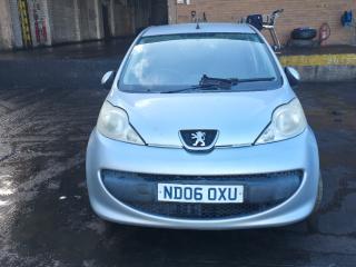 Peugeot 107 1 поколение