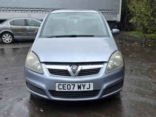 Opel Zafira 2 поколение (B)