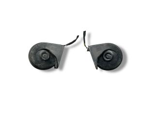 сигнал (клаксон) Mercedes-Benz A-Класс W176 2013, 1.5 л., CDi, OM 607.951, дизель, 6МКПП, kosmosschwarz / 191, хетчбэк 5 дв., передний привод, правый руль, A046522002408