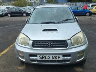 Toyota RAV4 2 поколение (XA20)