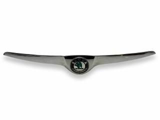 молдинг капота Skoda Fabia 2 поколение [рестайлинг] 2012, 1.6 л., TDi, CAYC, дизель, 5МКПП, arctic green / lf7w, универсал, передний привод, правый руль, 5J0853633A, 5J0853661A