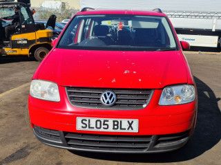 Volkswagen Touran 1 поколение