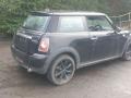 спойлер Mini Cooper 2 поколение [рестайлинг] R56 2013, 1.6 л., D, N47 C16 A, дизель, 6МКПП, midnight black / a94, хетчбэк 3 дв., передний привод, правый руль, 714885003, 51627148850 - фото №4