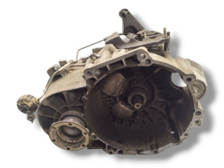 КПП механическая (МКПП) Volkswagen Scirocco 3 поколение 2013, 2.0 л., TDi, CFHC, дизель, 6МКПП, deepblack / lc9x, хетчбэк 3 дв., передний привод, правый руль, 02Q300048P, NFU