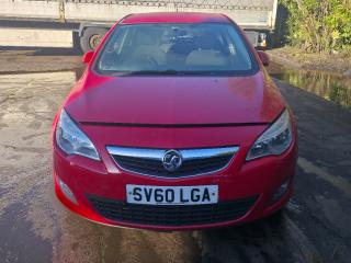 Opel Astra J
