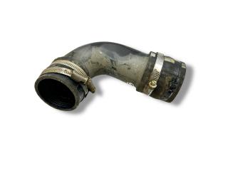 патрубок интеркулера Volvo XC60 1 поколение 2012, 2.4 л., TD, D 5244 T17, дизель, 6МКПП, ice white / 614, внедорожник 5 дв., полный привод, правый руль, 31338572