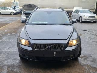Volvo V50 1 поколение
