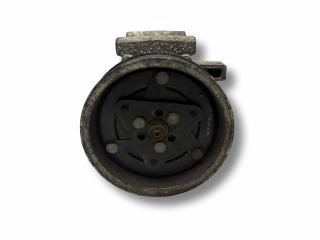 компрессор кондиционера Renault Clio 3 поколение [рестайлинг] 2012, 1.2 л., i, D4F 740, бензин, 5МКПП, gris cassiopee / tekng, хетчбэк 5 дв., передний привод, правый руль, 8200819568