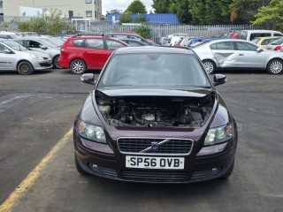 Volvo S40 2 поколение