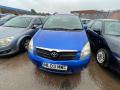 молдинг капота Toyota Corolla Verso 1 поколение E121 2004, 2.0 л., D-4D, 1CD-FTV, дизель, 5МКПП, синий, минивэн, передний привод, правый руль, 75770-13040 - фото №10