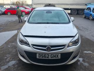 Opel Astra J [рестайлинг]