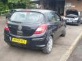 ручка крышки багажника Opel Corsa D 2009, 1.3 л., CDTi, Z 13 DTJ, дизель, 5МКПП, saphirschwarz / gbg, хетчбэк 5 дв., передний привод, правый руль, 13188017 - фото №3