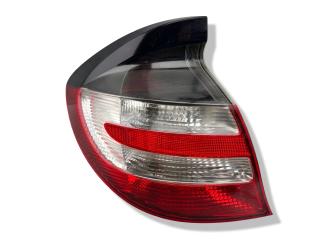 фонарь задний левый Mercedes-Benz C-Класс W203/S203/CL203 [рестайлинг] CL203 2004, 2.2 л., CDi, OM 646.963, дизель, АКПП, obsidianschwarz / 197, хетчбэк 3 дв., задний привод, правый руль, A2038202564