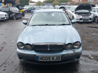 Jaguar X-Type 1 поколение X400